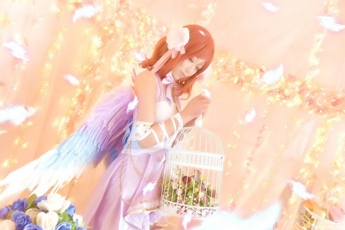 白色情人节美女Cosplay动漫角色西木野真姬