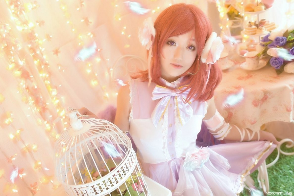 白色情人节美女Cosplay动漫角色西木野真姬