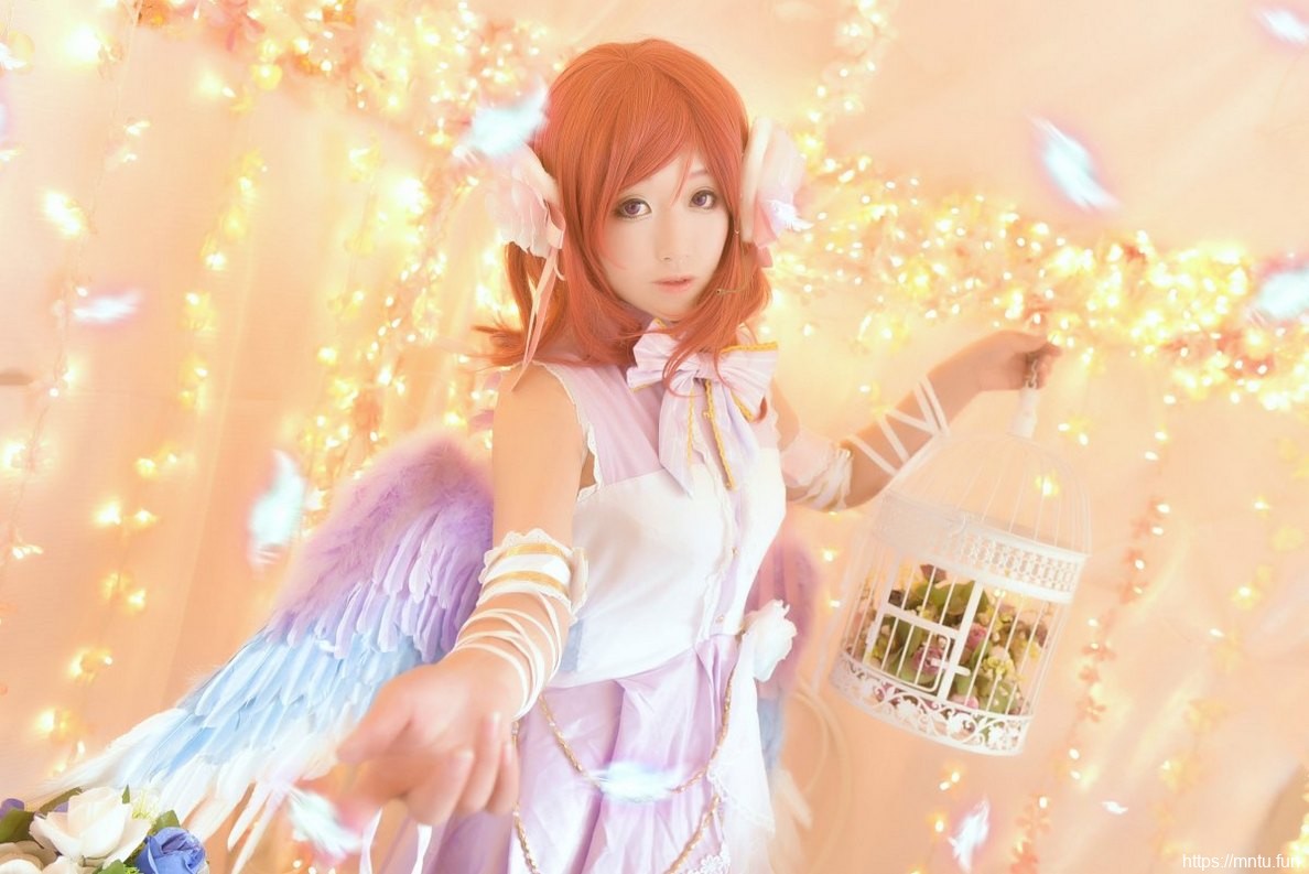 白色情人节美女Cosplay动漫角色西木野真姬