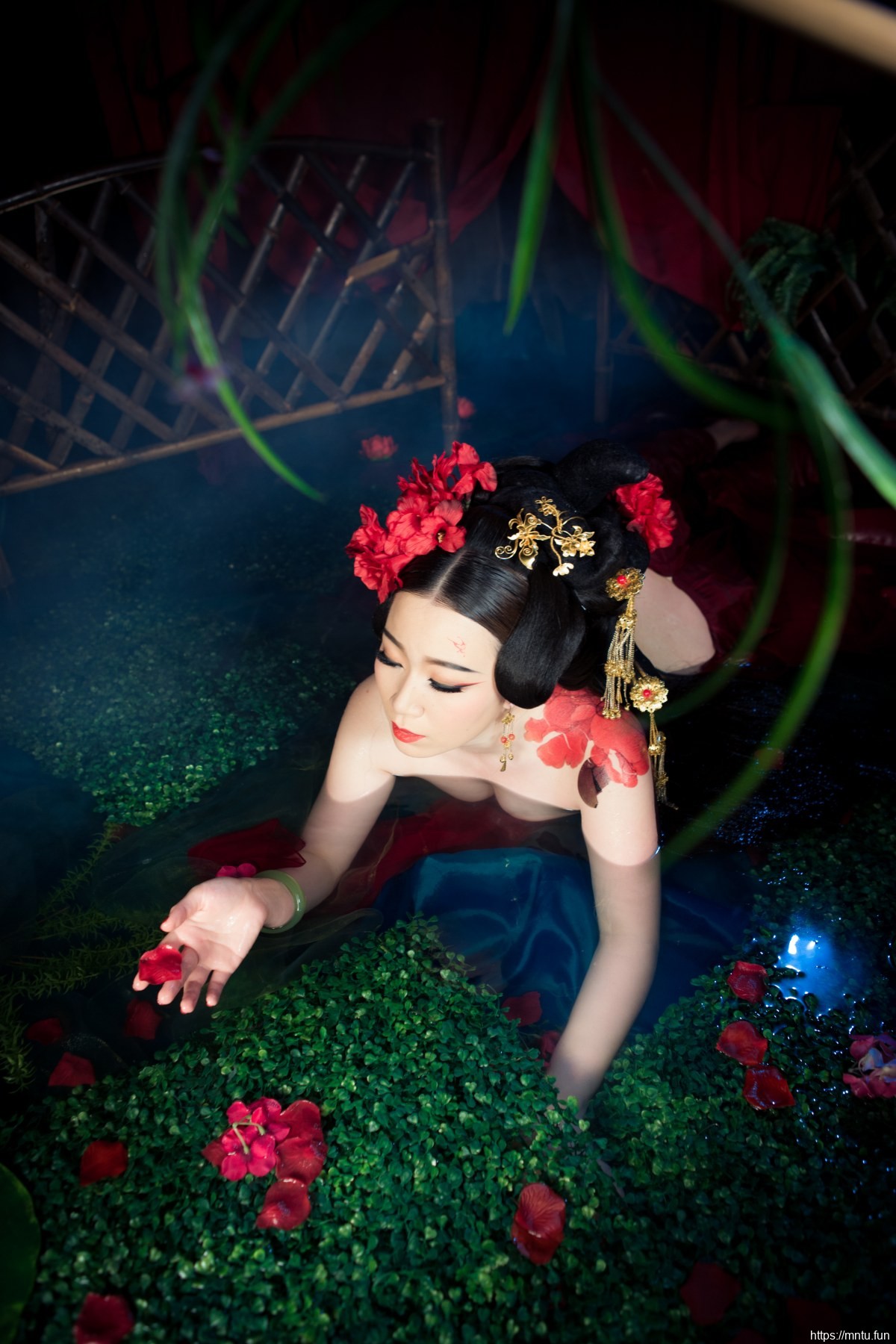 妖娆美女性感古装Cosplay性感写真照