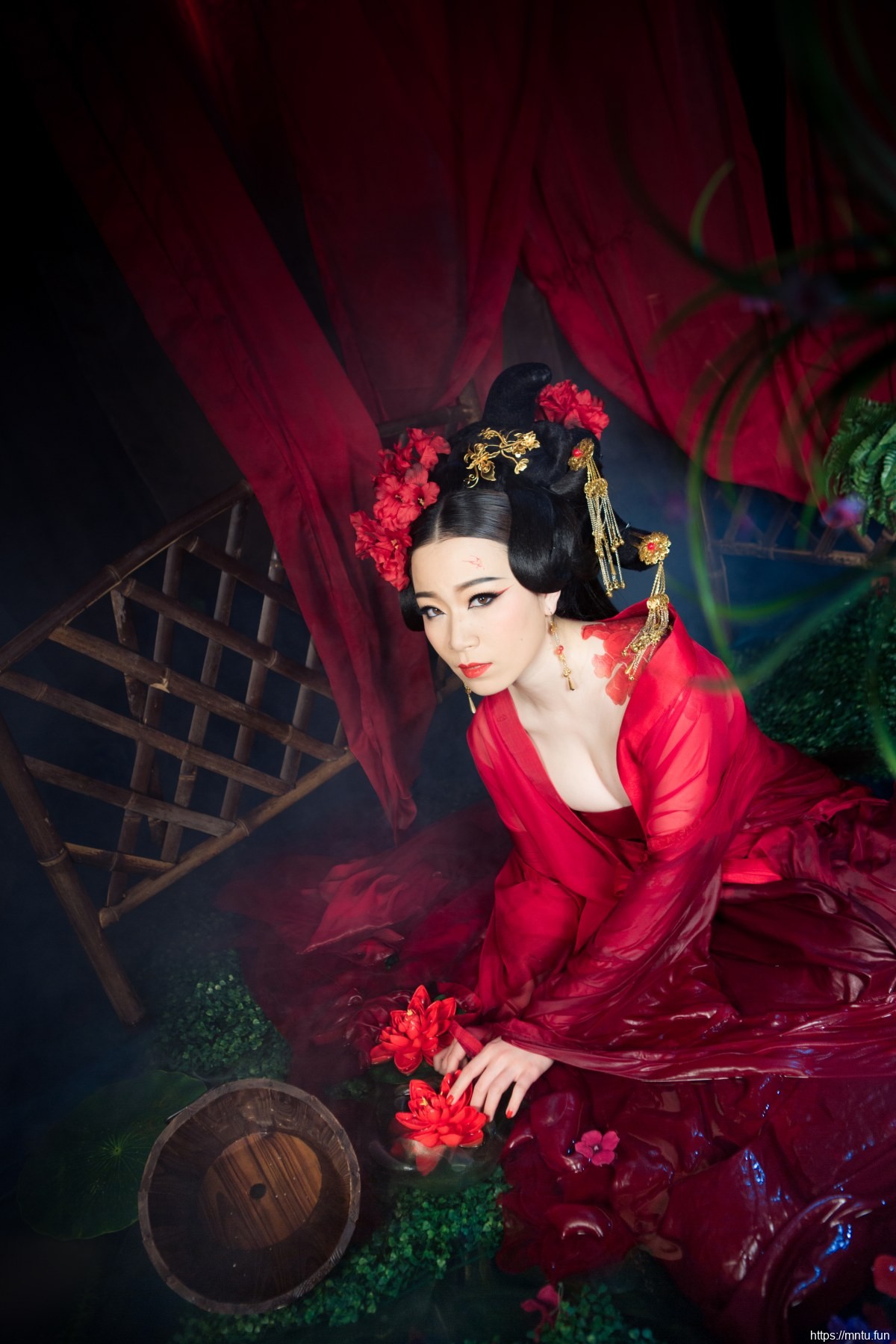 妖娆美女性感古装Cosplay性感写真照