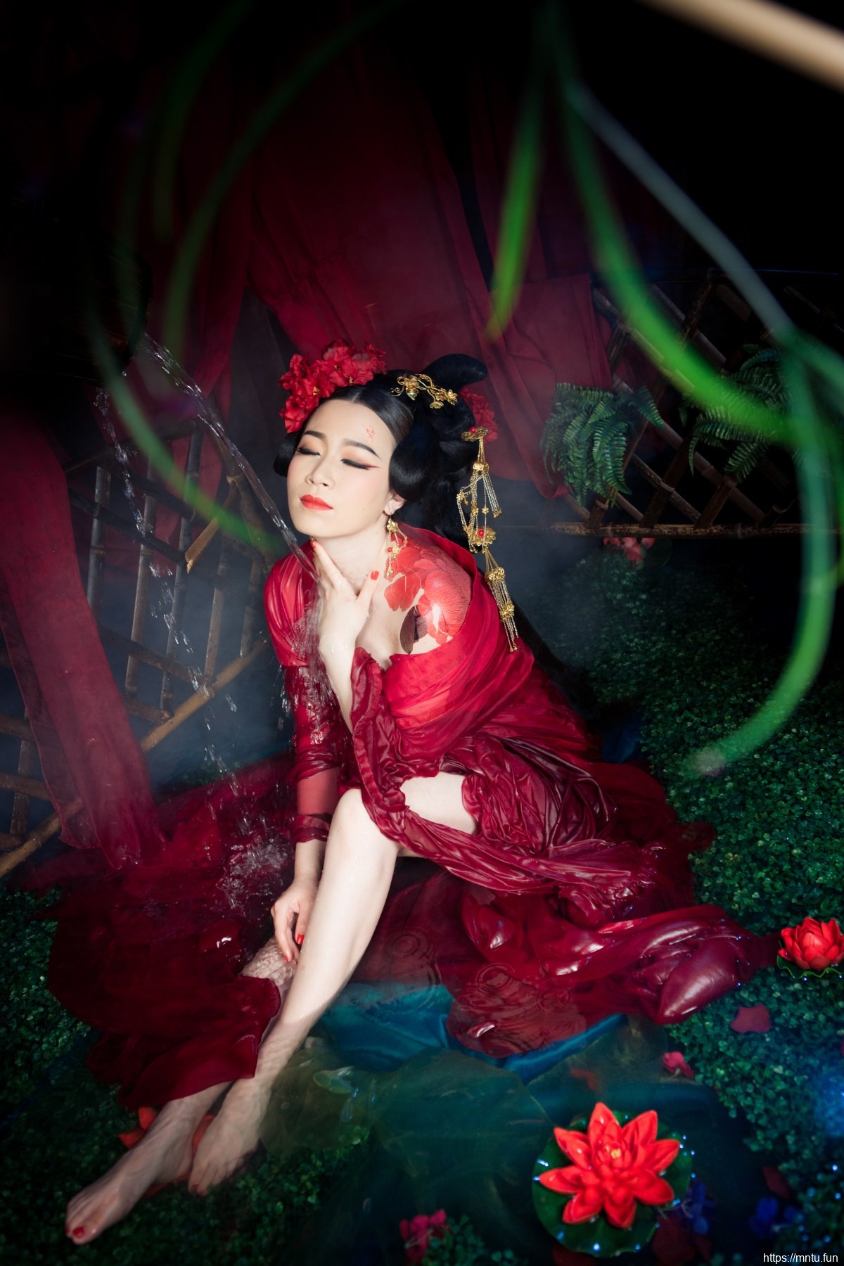 妖娆美女性感古装Cosplay性感写真照