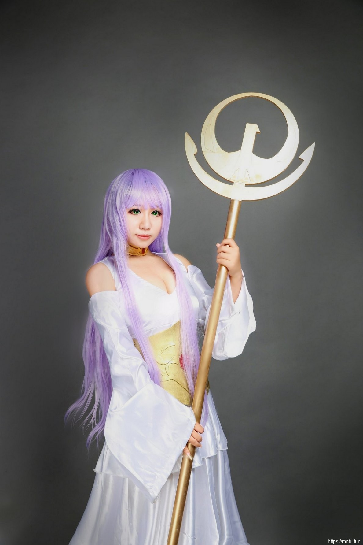 清纯美女《圣斗士星矢》Cosplay雅典娜和哈迪斯