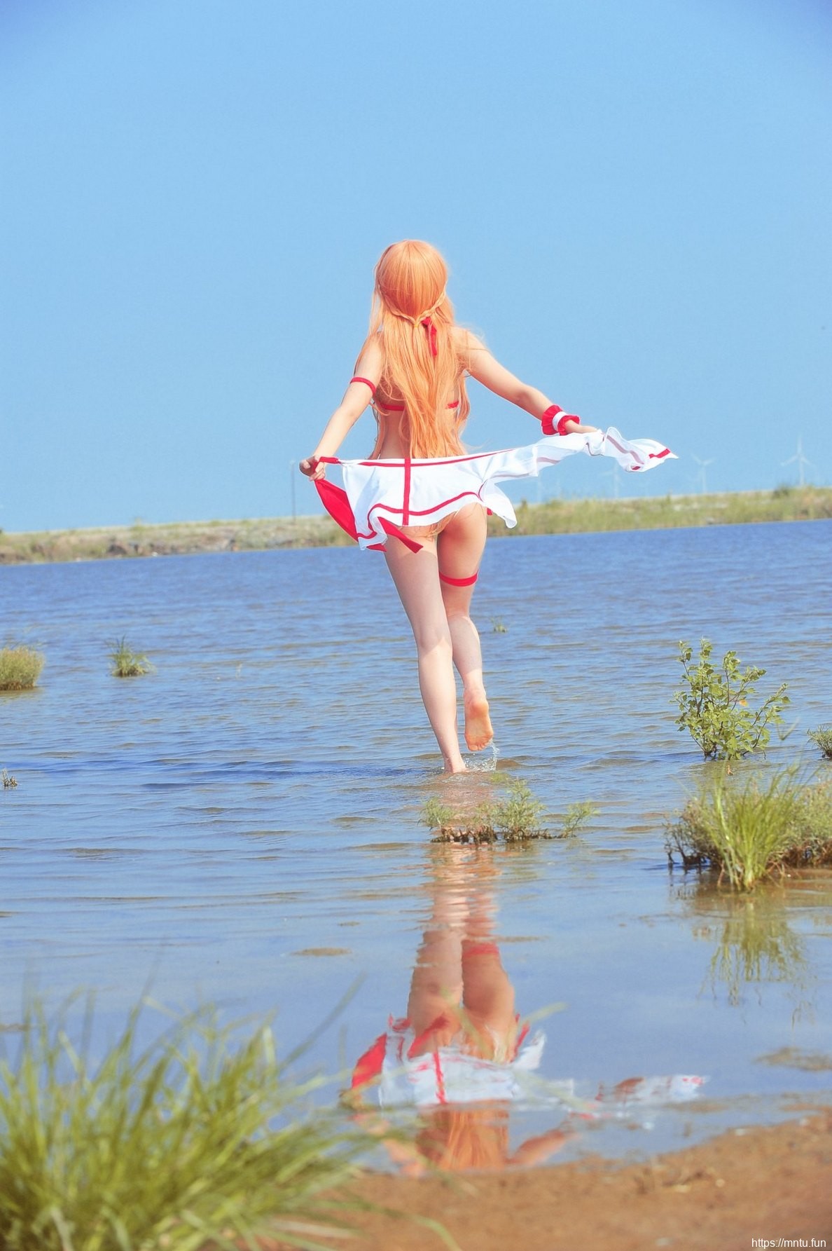 迷人美女Cosplay亚丝娜性感泳装美图