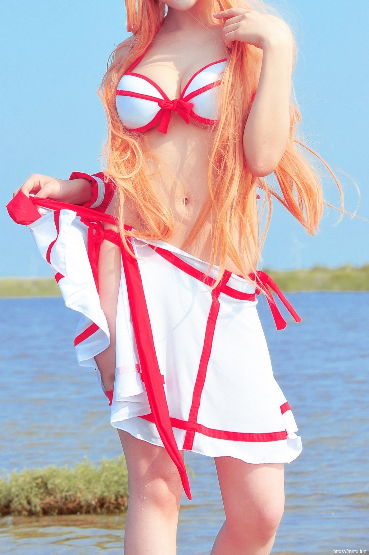 迷人美女Cosplay亚丝娜性感泳装美图