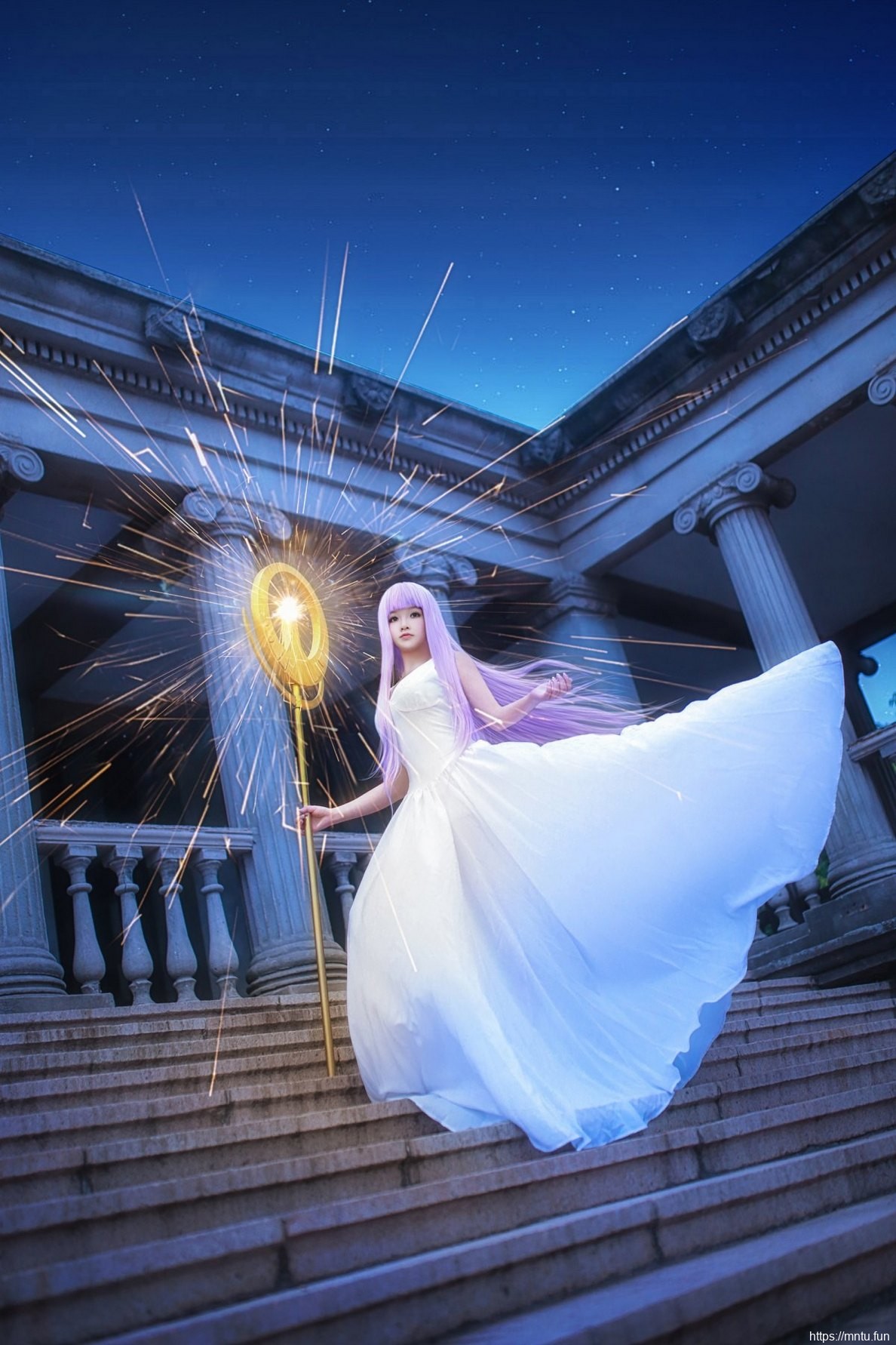 美丽动人大胸美女Cosplay女神雅典娜写真