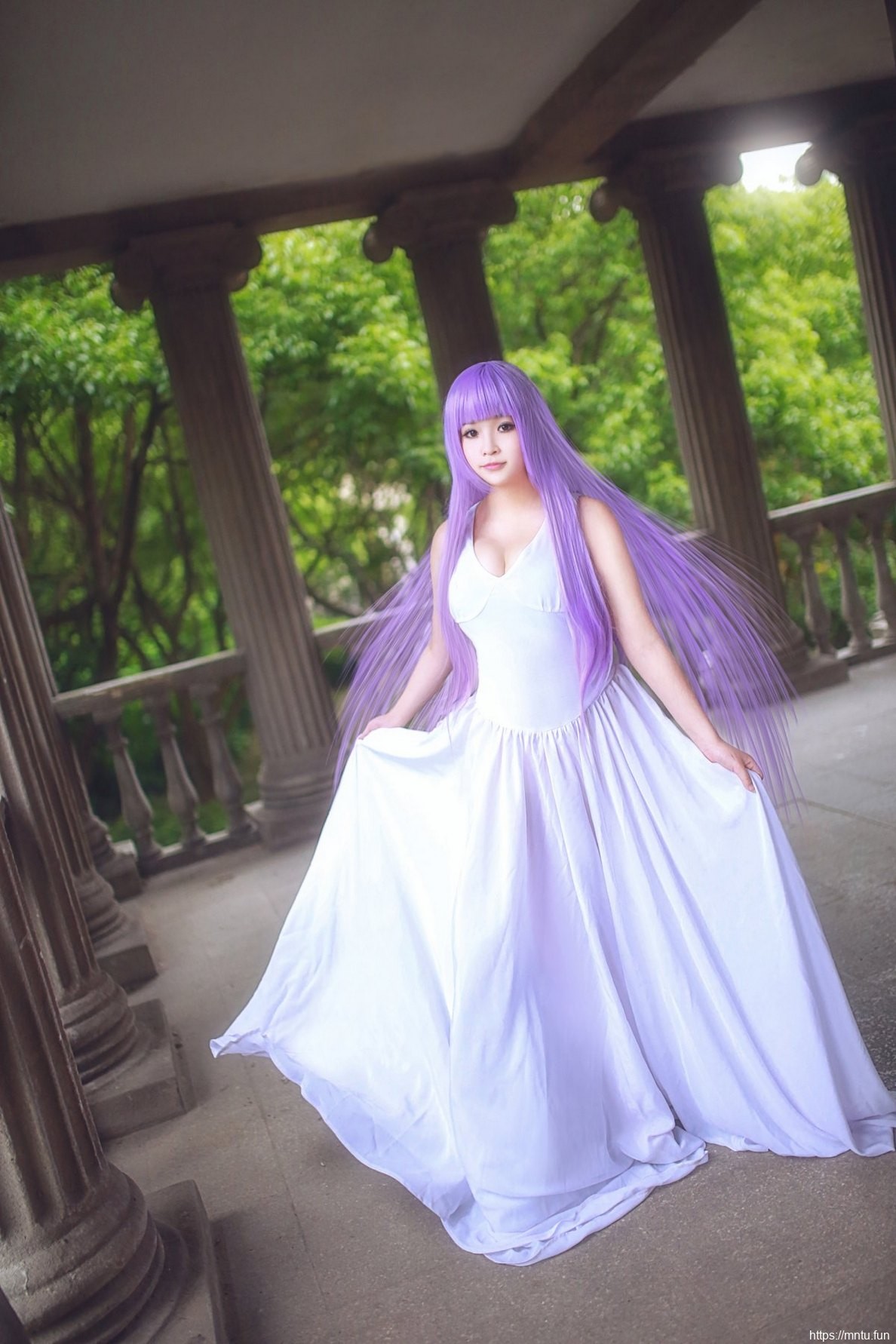 美丽动人大胸美女Cosplay女神雅典娜写真