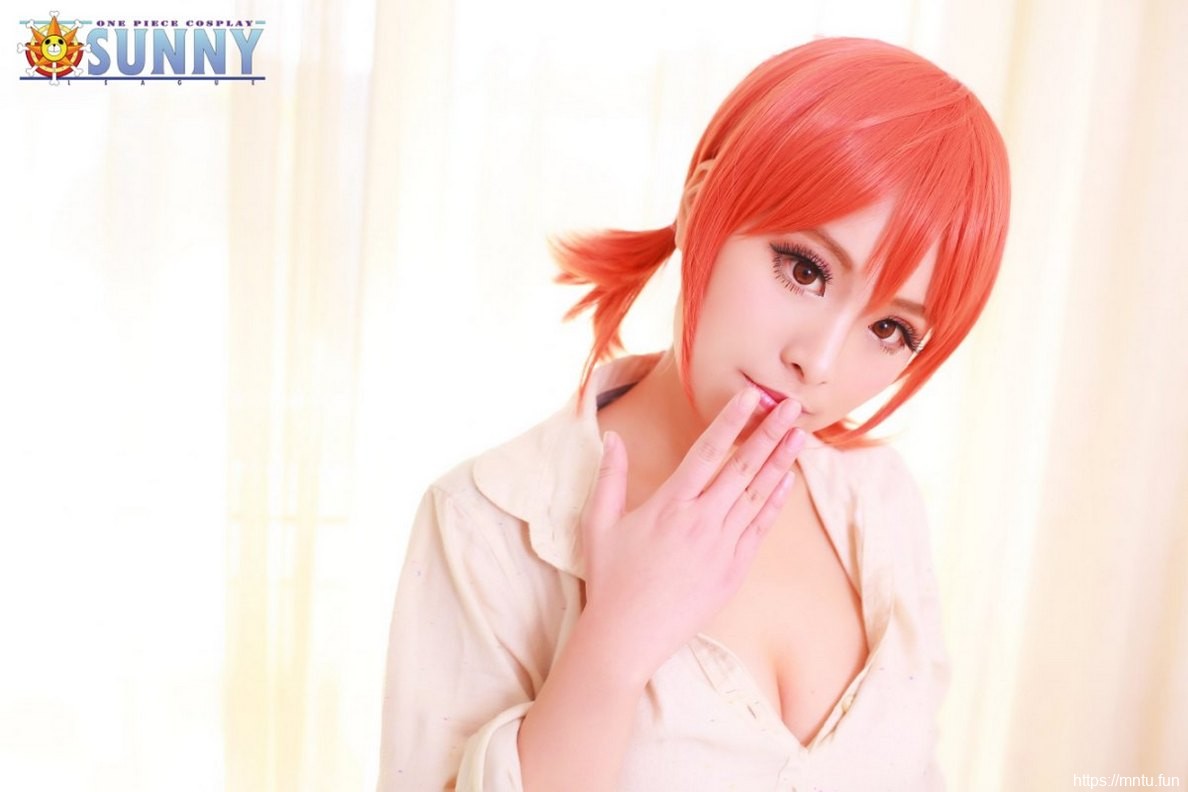 性感美女Cosplay《海贼王》娜美浴血爆棚