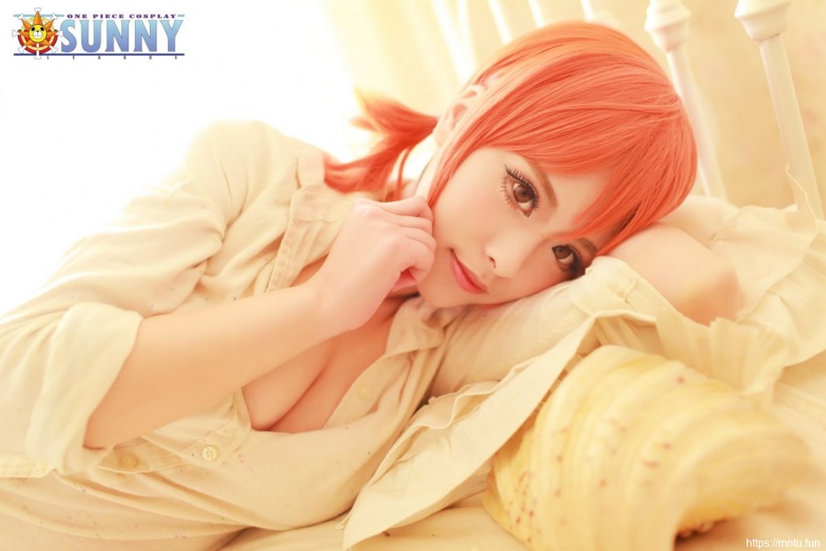 性感美女Cosplay《海贼王》娜美浴血爆棚