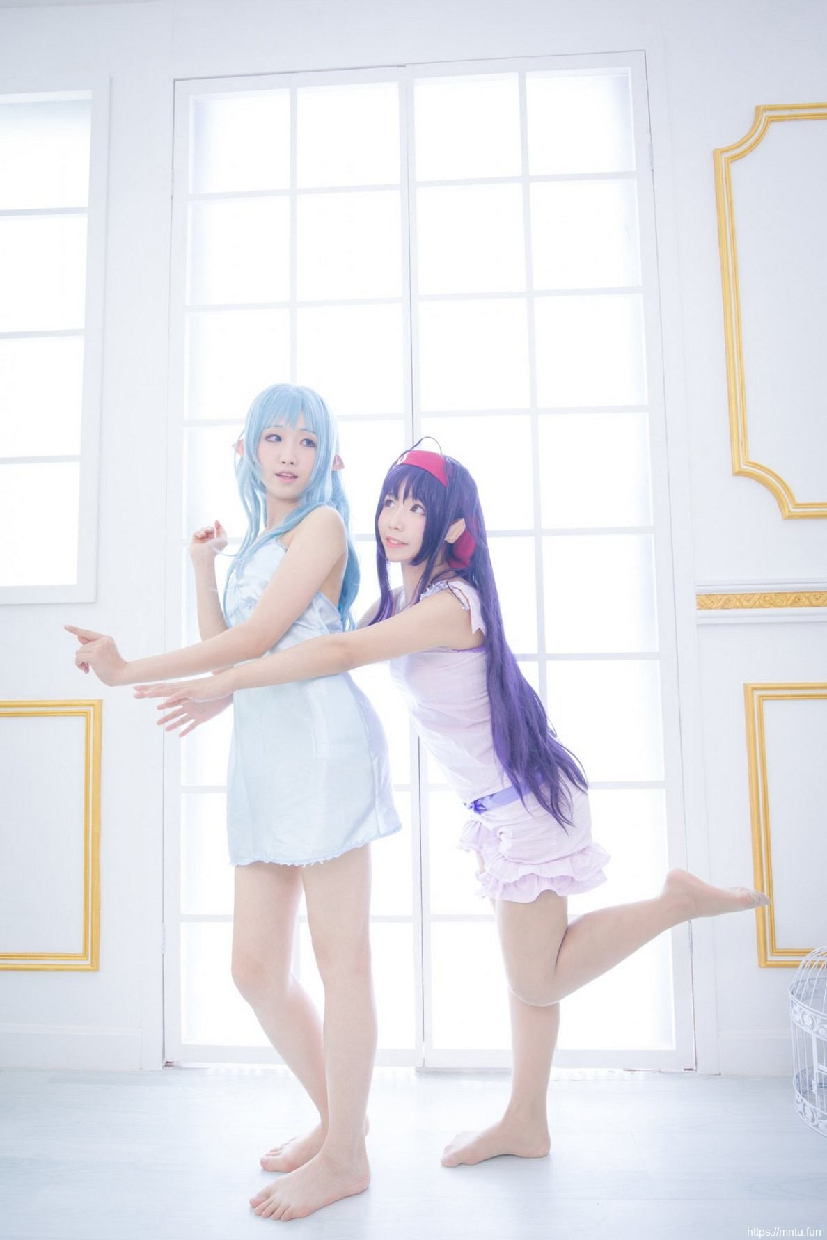 白皙美少女Cosplay白皙身材让人喷血