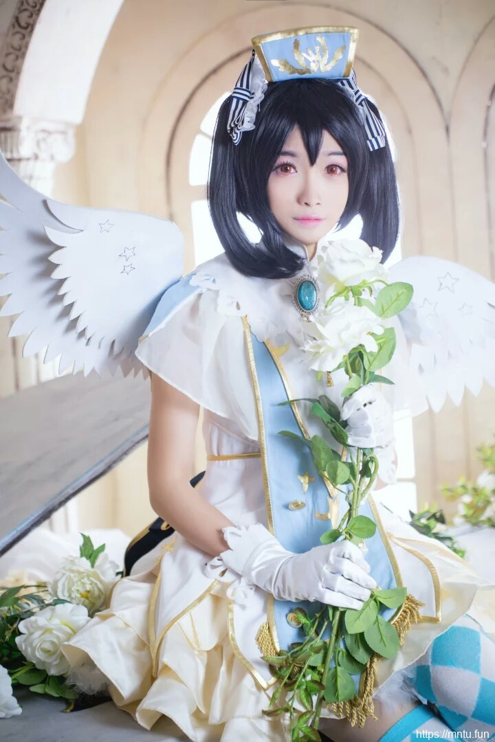 性感美女Cosplay矢泽妮可十分可爱