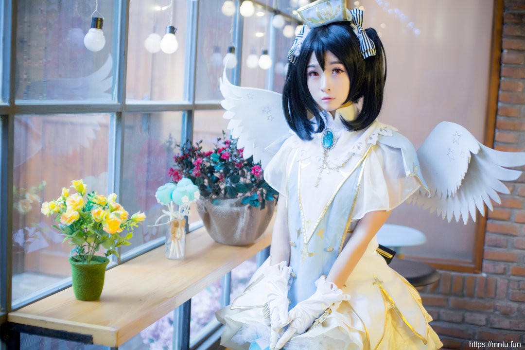 性感美女Cosplay矢泽妮可十分可爱