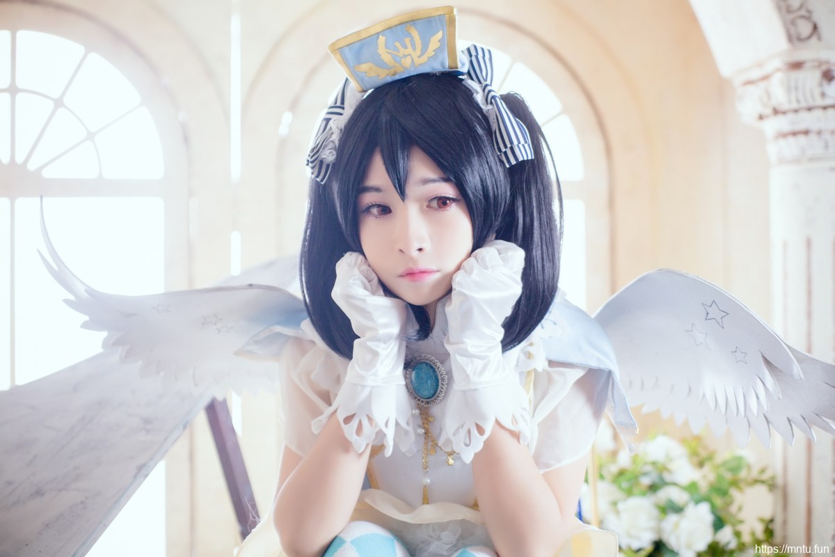 性感美女Cosplay矢泽妮可十分可爱