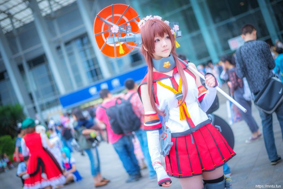 白皙美女Cosplay舰娘大和可爱迷人