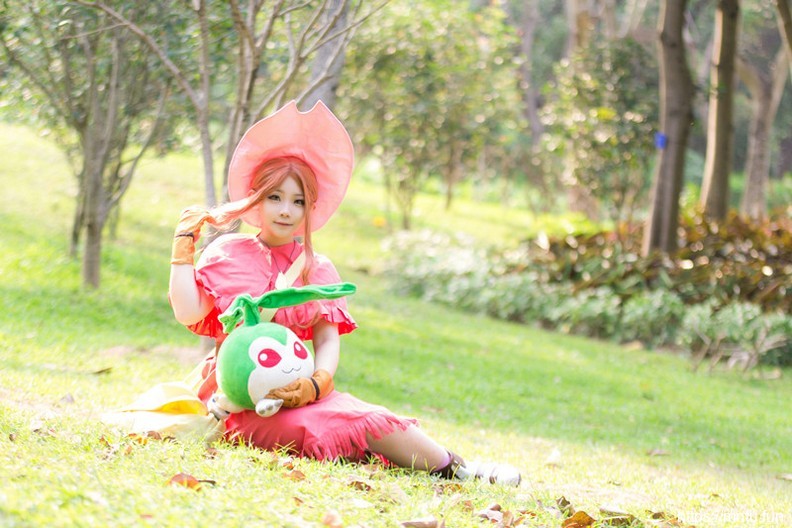 清纯美女Cosplay太刀川美美可爱无敌