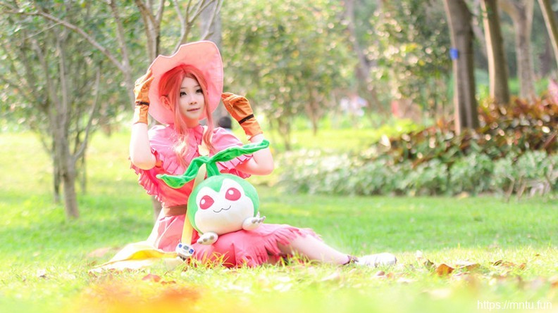 清纯美女Cosplay太刀川美美可爱无敌