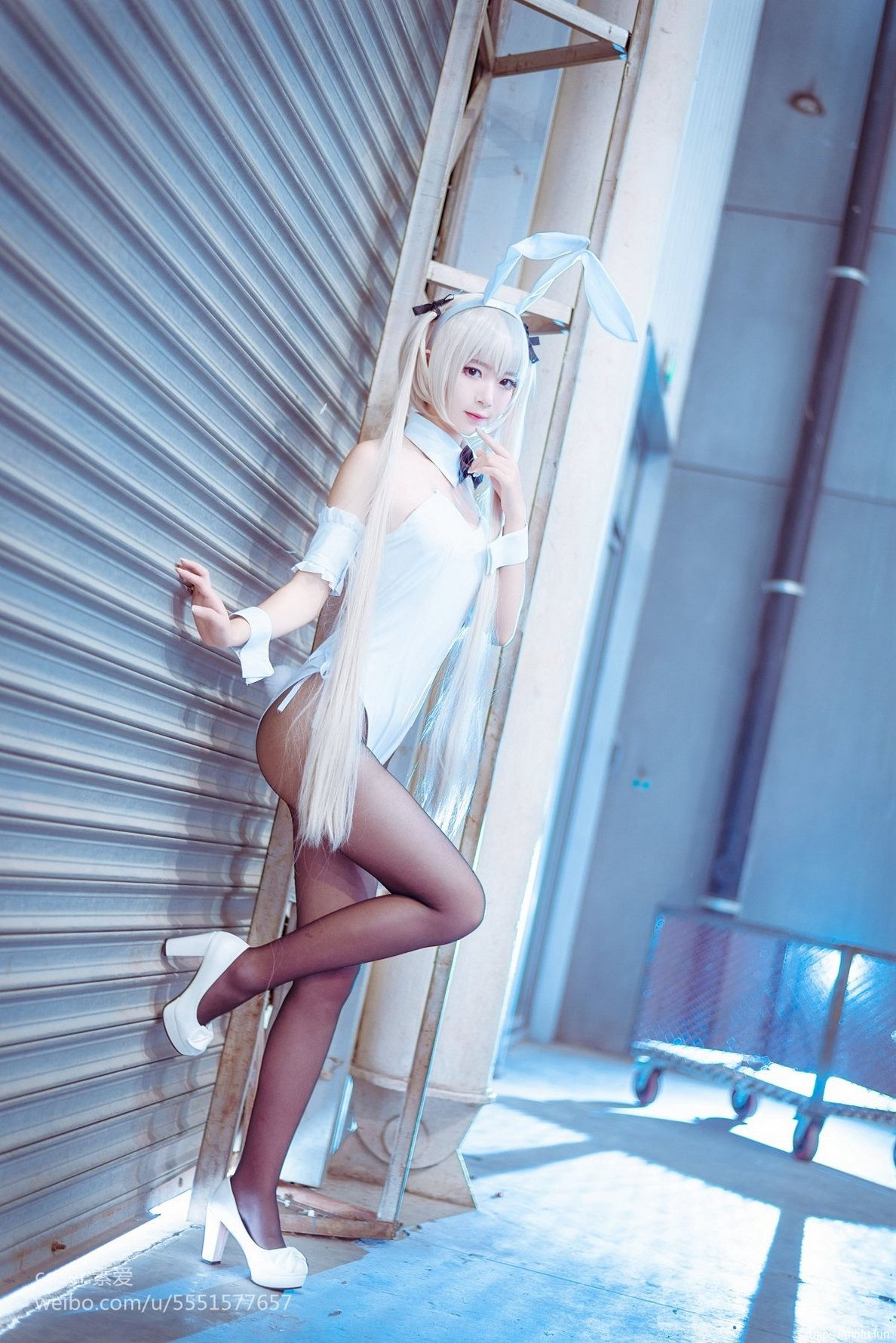 黑丝美女Cosplay性感兔女郎心扉荡漾