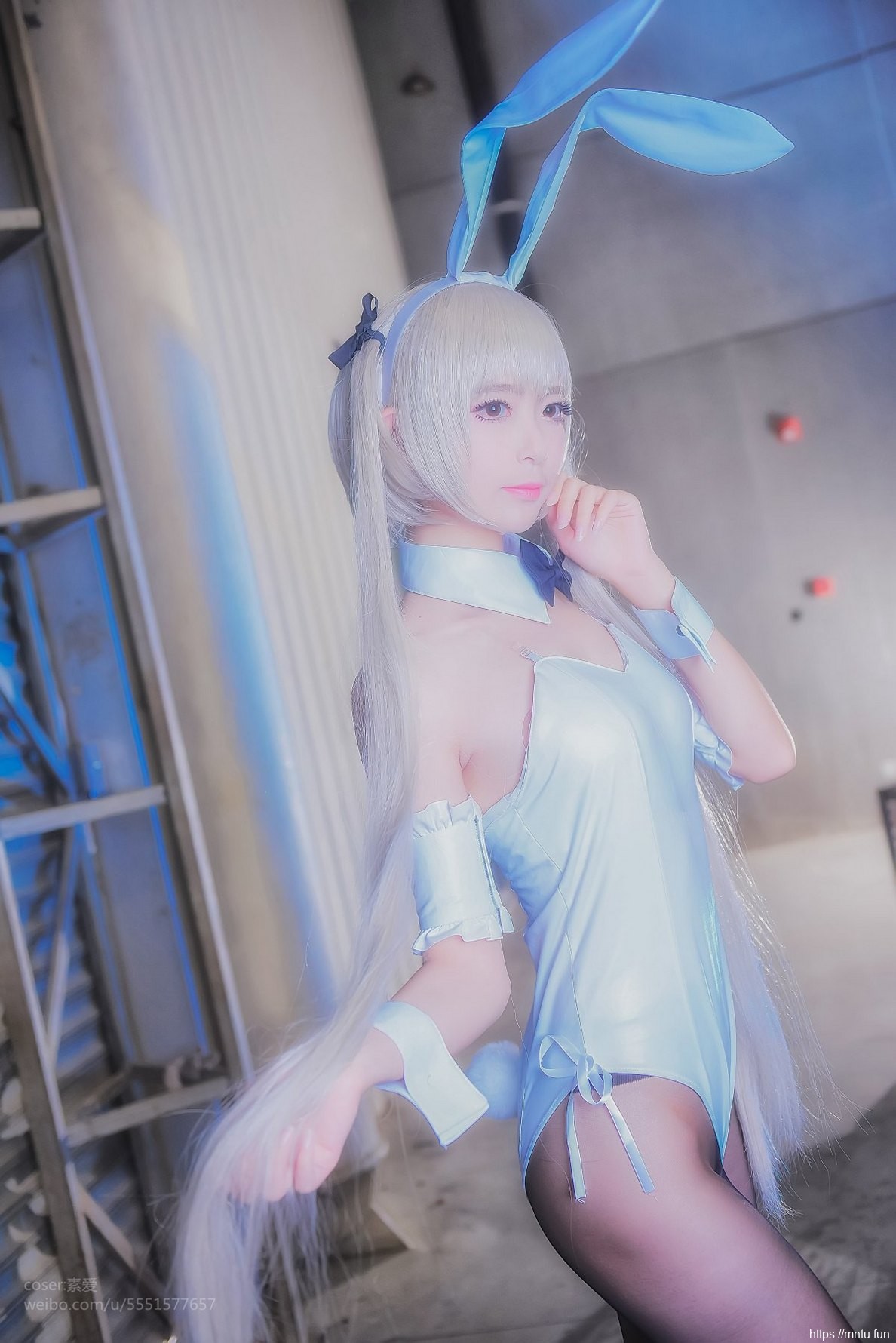 黑丝美女Cosplay性感兔女郎心扉荡漾