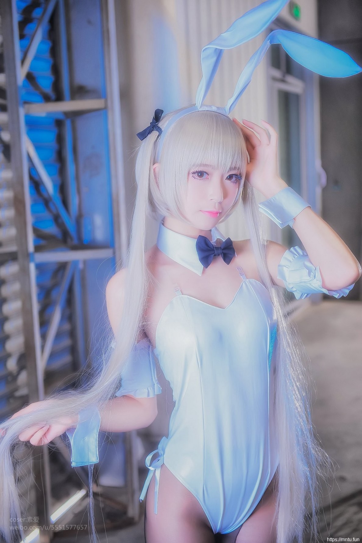 黑丝美女Cosplay性感兔女郎心扉荡漾