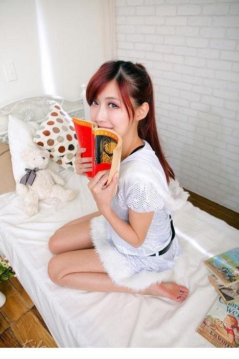 精选养眼气质甜美女孩粉嫩瓜子脸唯美图片15p