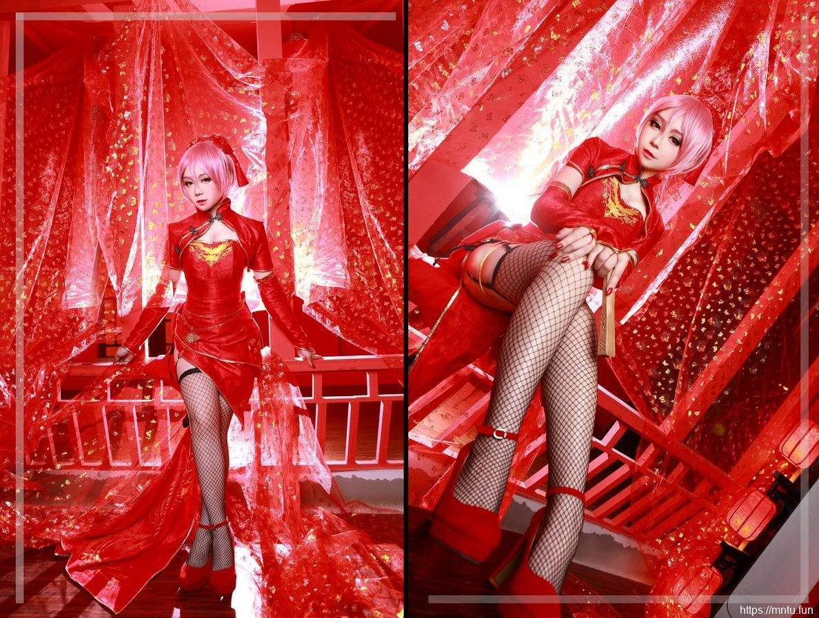 黑丝美女身穿红色旗袍Cosplay拍摄图