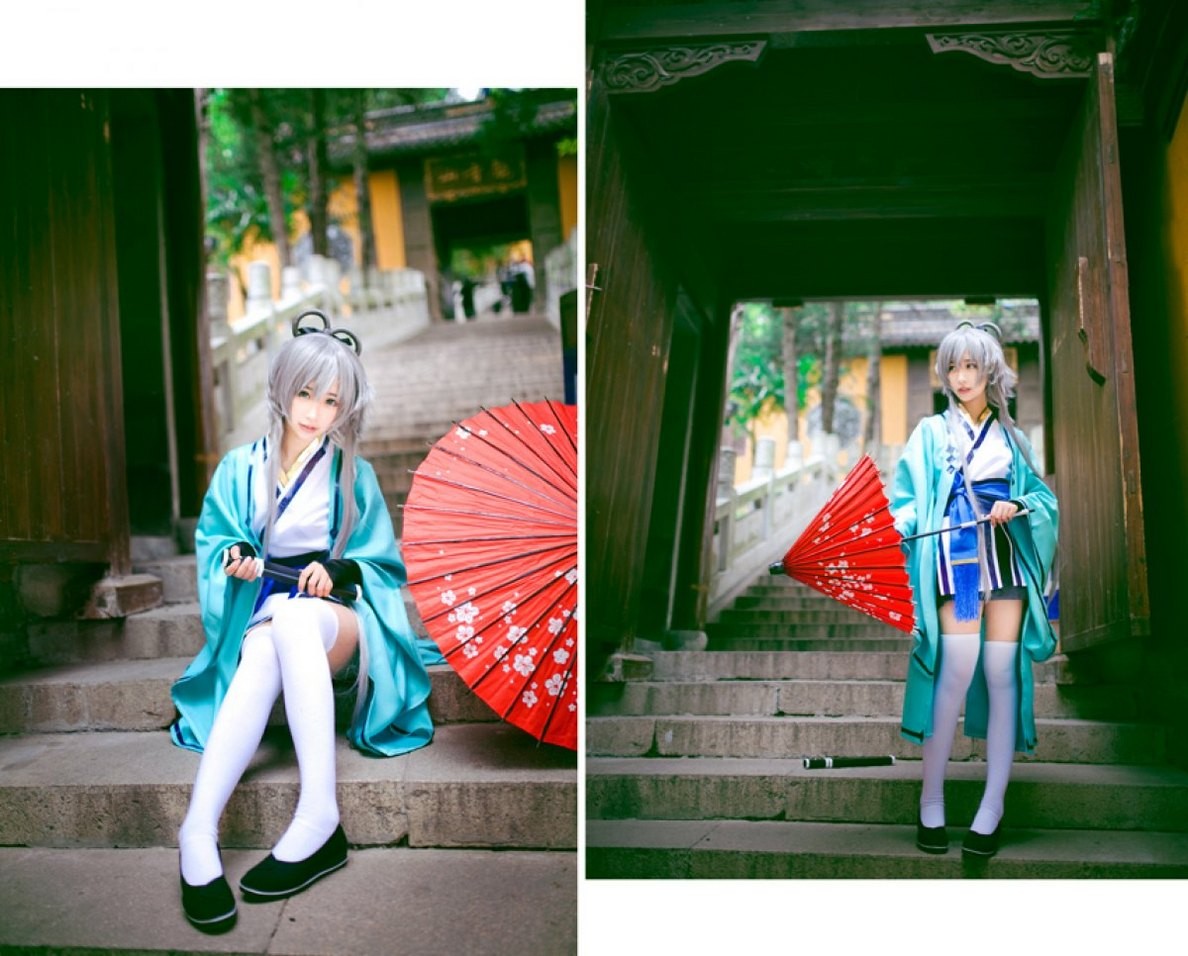 娇小可人古风美女洛天依Cosplay身材迷人