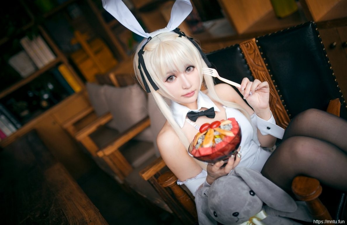 美女模特Cosplay春日野穹兔女郎写真