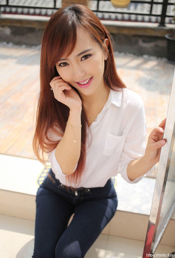 笑容令人陶醉的女孩身材完美【24P】