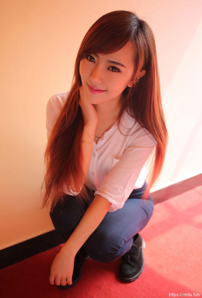 笑容令人陶醉的女孩身材完美【24P】