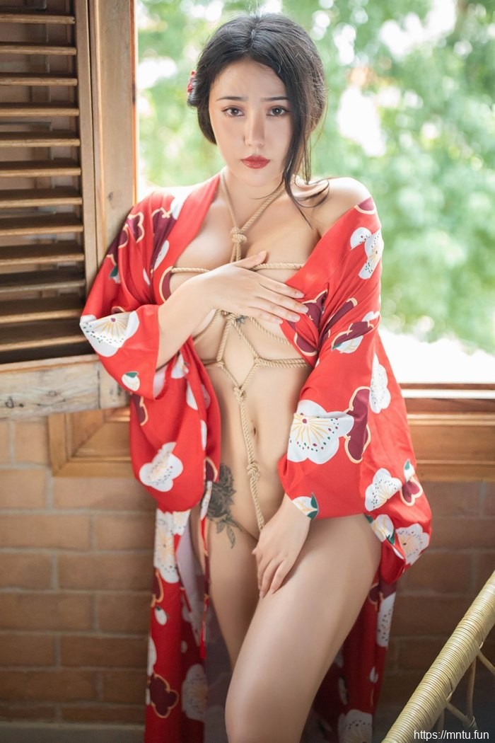 和服人妻玛鲁娜在线调教诱惑至极