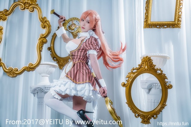 御姐鳗鱼霏儿COSPLAY《永远的七日之都》白丝美腿安