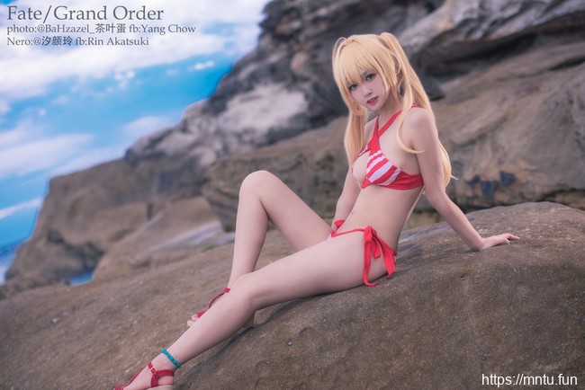 萌系妹子汐颜玲COS扮演Fate-Grand-Order尼禄