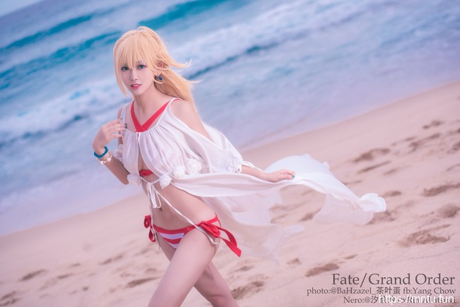 萌系妹子汐颜玲COS扮演Fate-Grand-Order尼禄