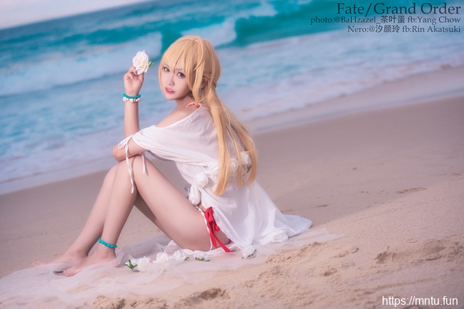 萌系妹子汐颜玲COS扮演Fate-Grand-Order尼禄