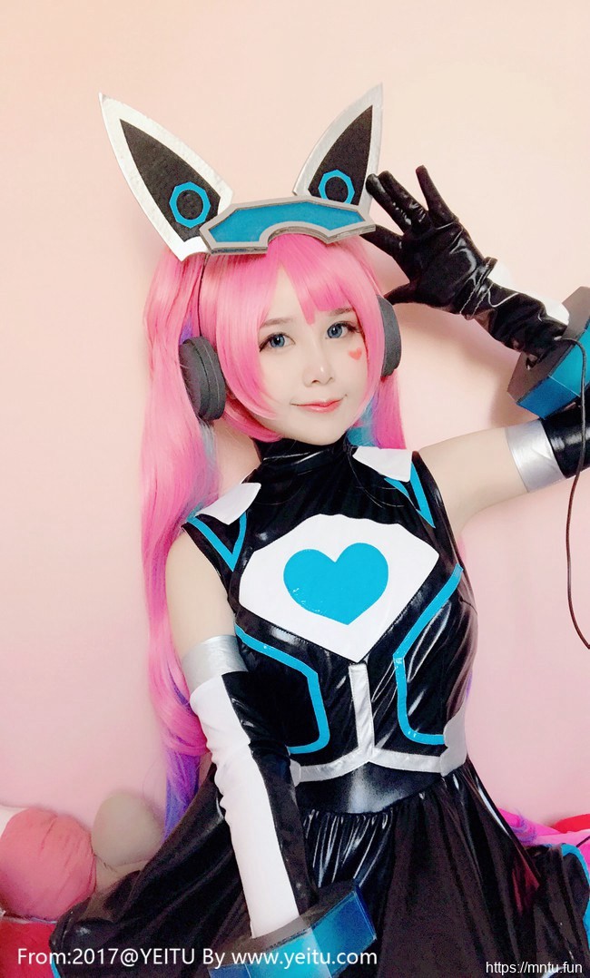 萌系萝莉Karumi鹿米COS王者荣耀少女黑客安琪拉