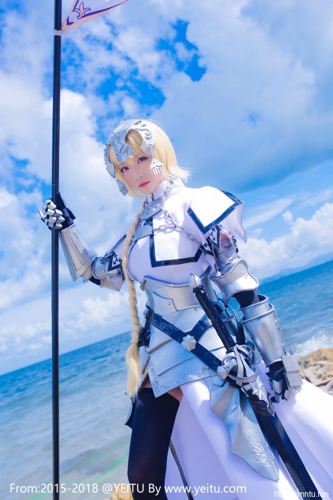 萌系少女青青子w扮演Fate-Grand-Order圣女贞德