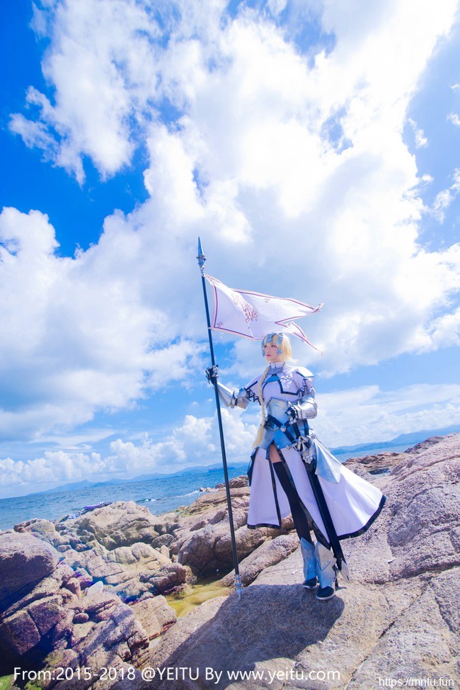 萌系少女青青子w扮演Fate-Grand-Order圣女贞德