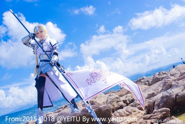 萌系少女青青子w扮演Fate-Grand-Order圣女贞德