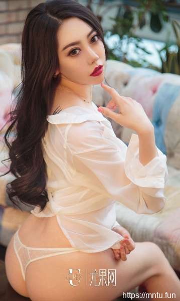 夏雨霏@引诱双拼写真套图