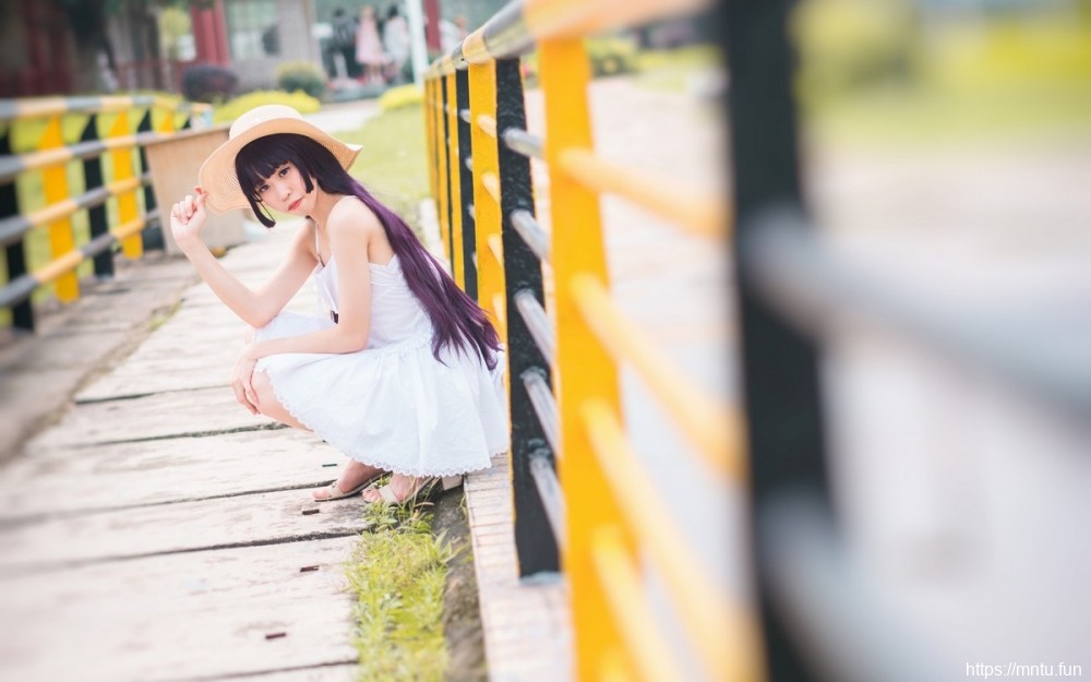 越南美女齐逼露屁屁超短裙肌肤雪白香艳美女大片