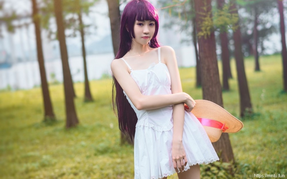 越南美女齐逼露屁屁超短裙肌肤雪白香艳美女大片