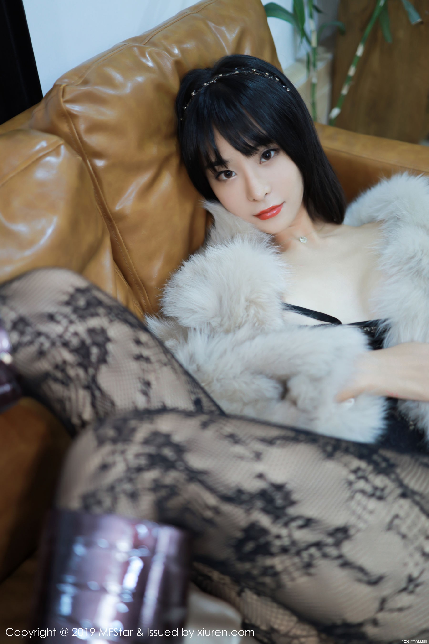 蓝夏Akasha《蕾丝尤物》 [榜样学院MFStar] Vol.242