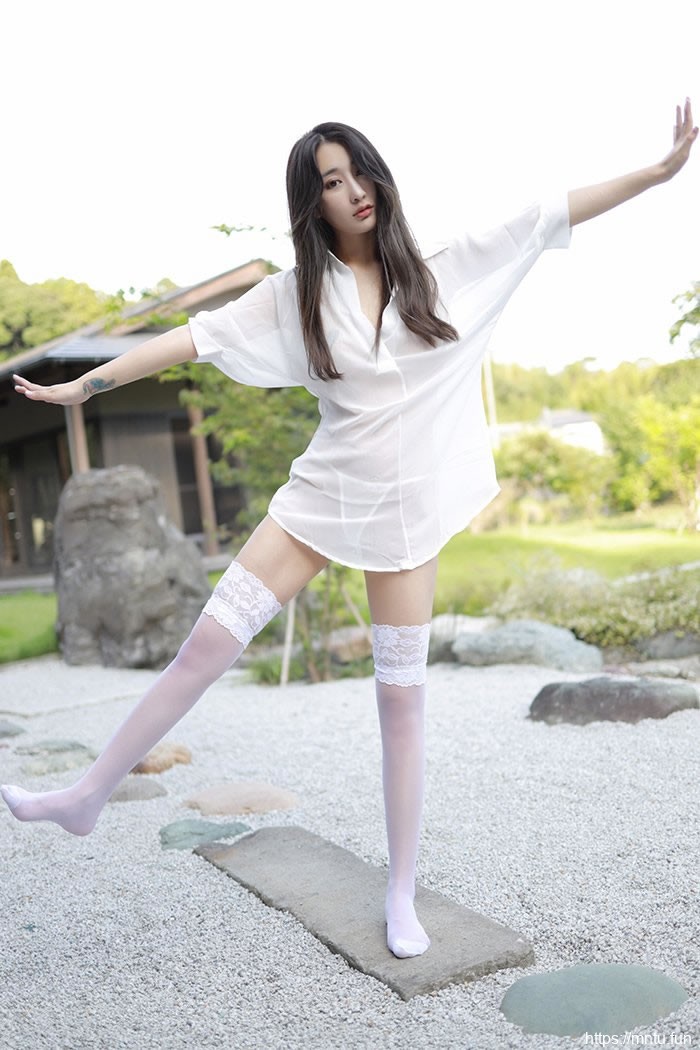 勾魂仙女林子欣蕾丝美腿百看不厌