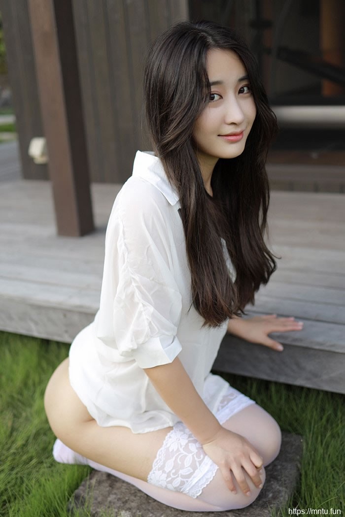 勾魂仙女林子欣蕾丝美腿百看不厌