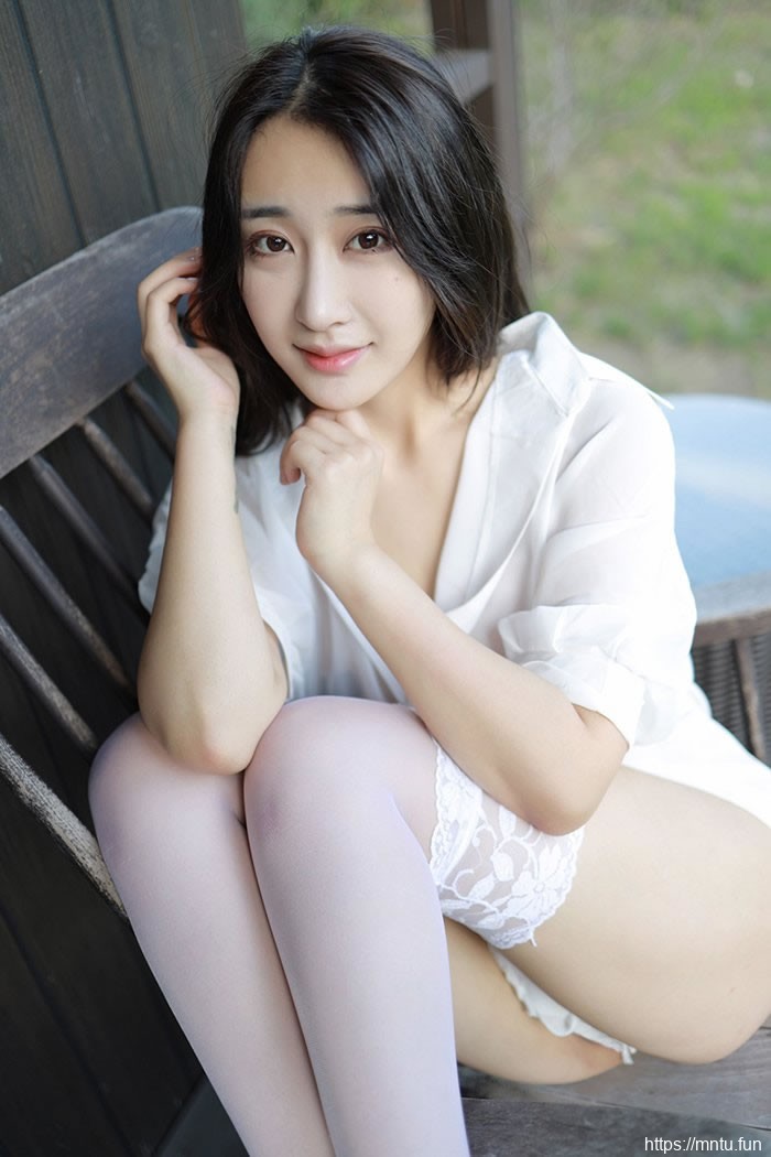 勾魂仙女林子欣蕾丝美腿百看不厌