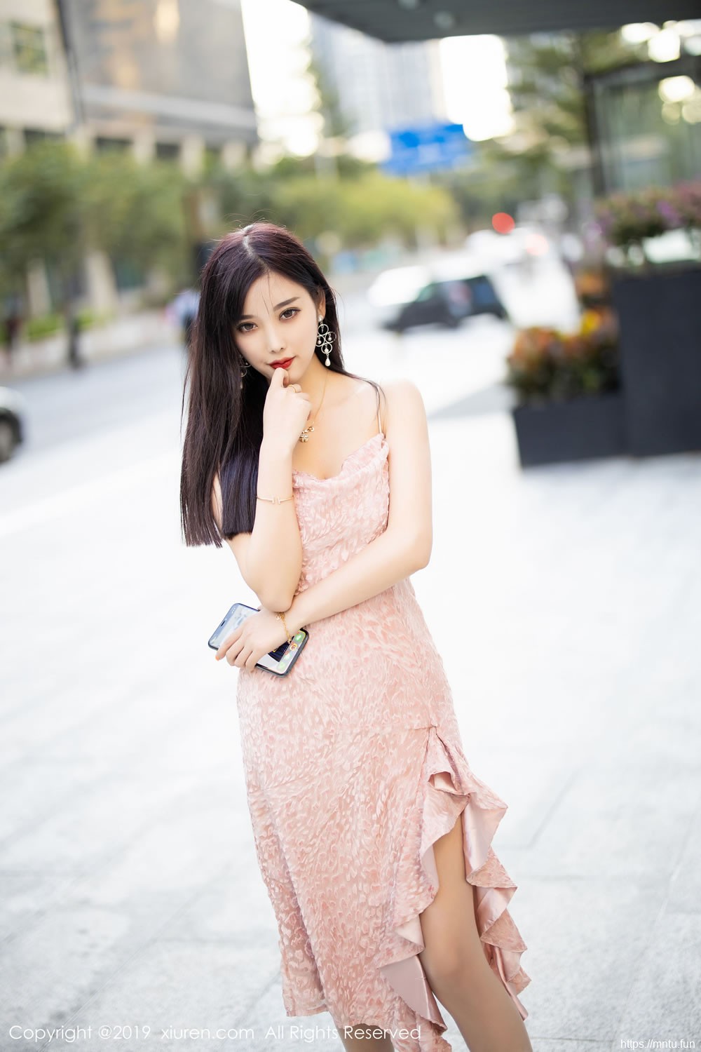 杨晨晨sugar《丝袜美腿翘臀引诱》 [秀人XIUREN] No.1857