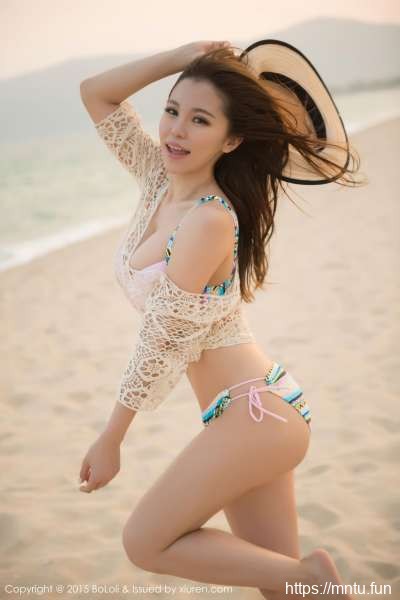 刘娅希三亚旅拍最初一套写真1A