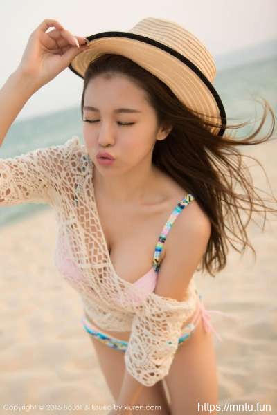 刘娅希三亚旅拍最初一套写真1A