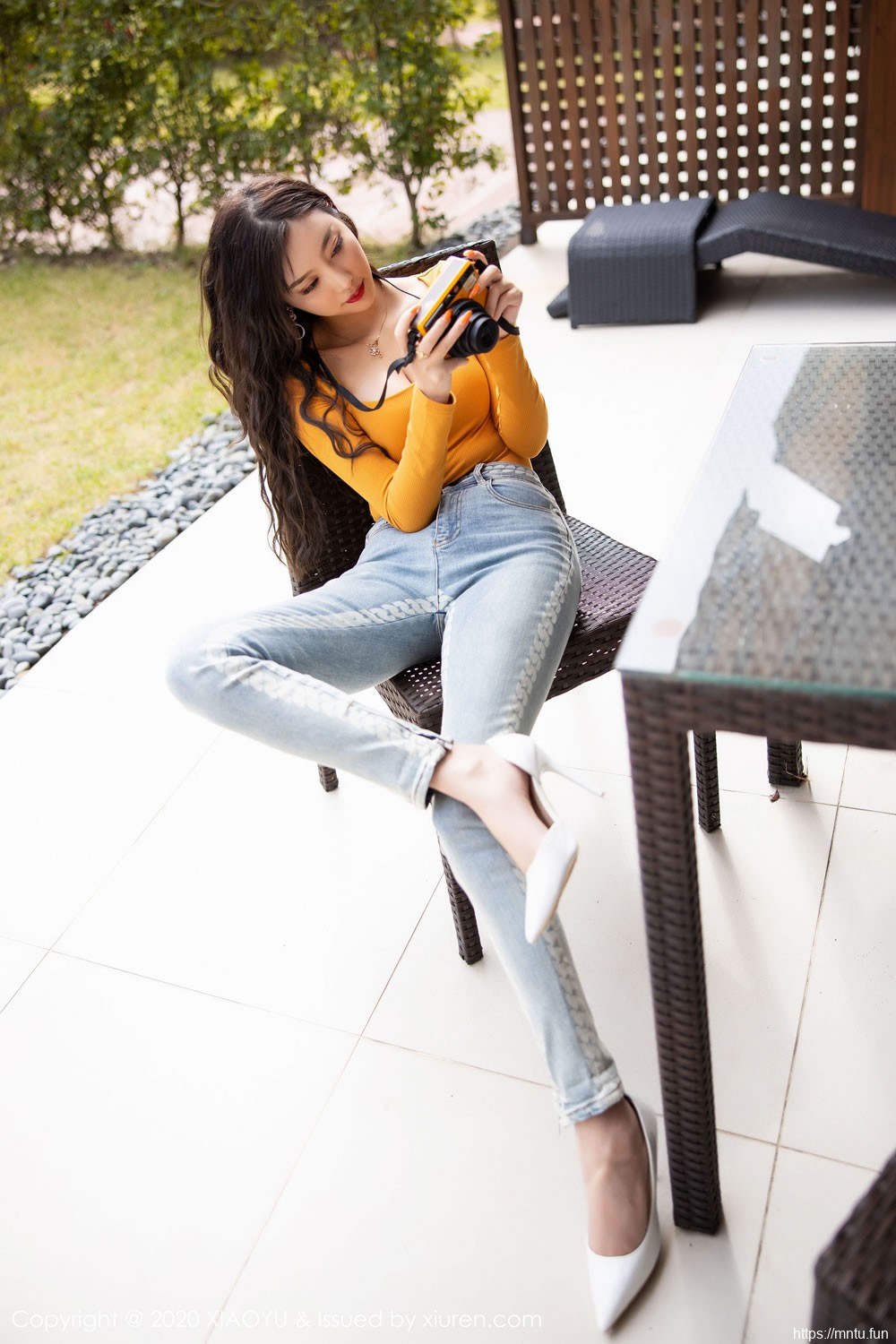 杨晨晨sugar《牛仔裤包裹的美腿》 [语画界XIAOYU] Vol.228