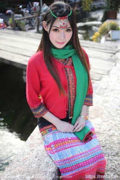 性感美女MARA醬丽江古城旅拍写真